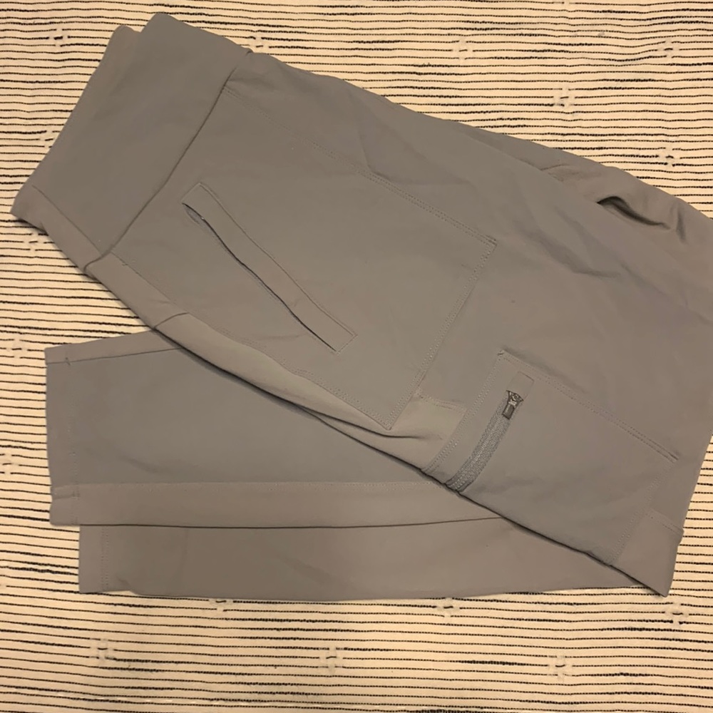 Athleta headlands, hybrid, cargo pant